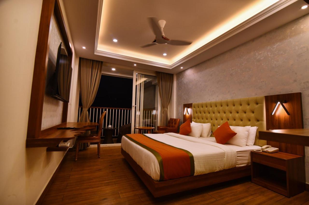British County Resorts Anachal Exterior photo
