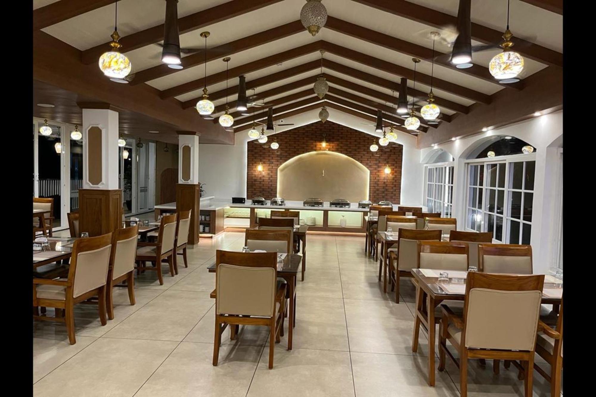 British County Resorts Anachal Exterior photo