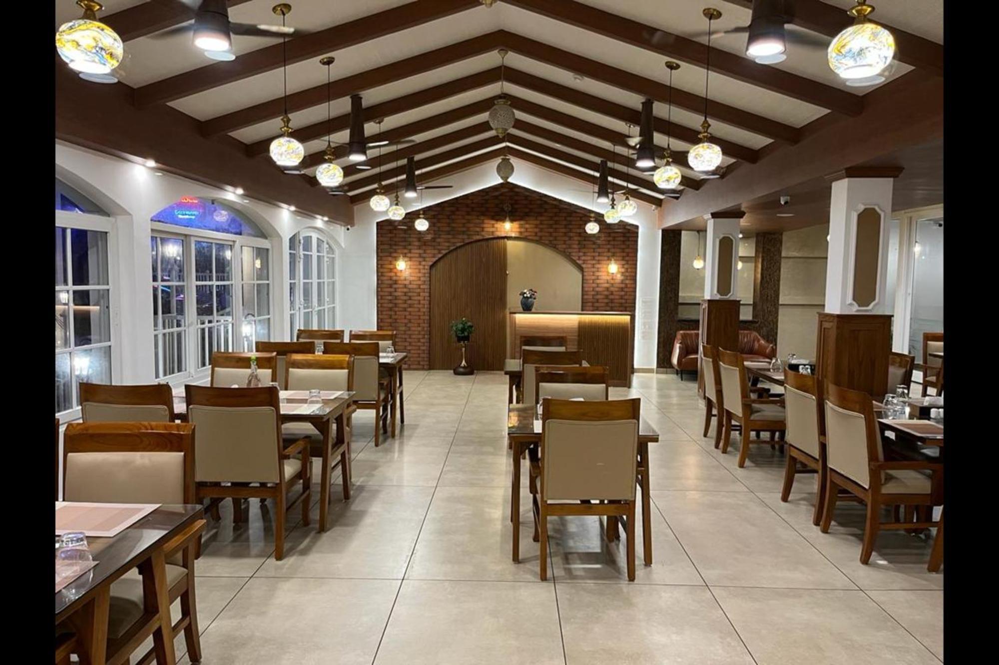 British County Resorts Anachal Exterior photo