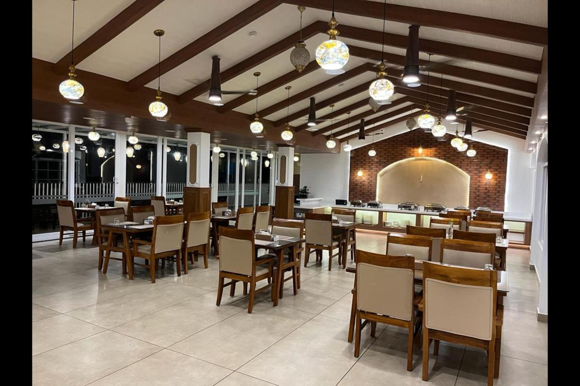British County Resorts Anachal Exterior photo